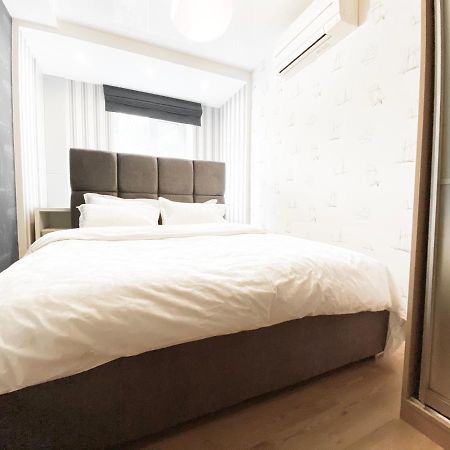 2-Bedroom Apartment Most City Area, Ekaterynoslav Square Dnipro Exterior photo
