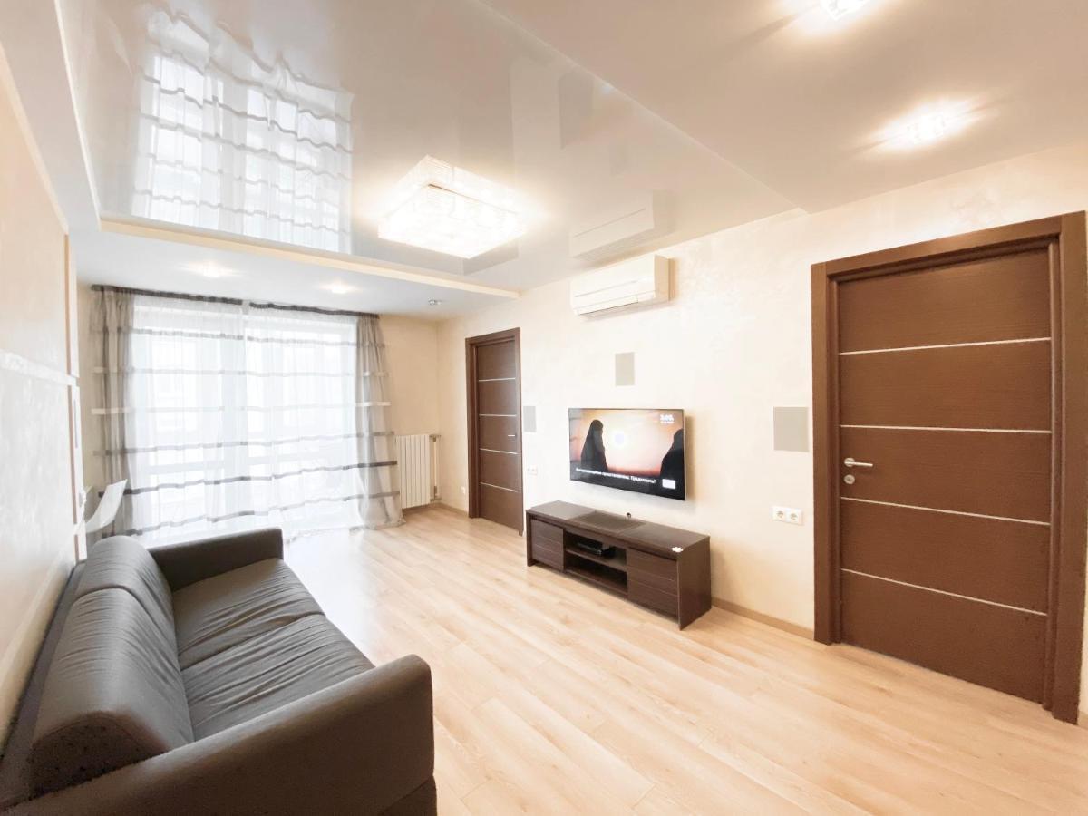 2-Bedroom Apartment Most City Area, Ekaterynoslav Square Dnipro Exterior photo