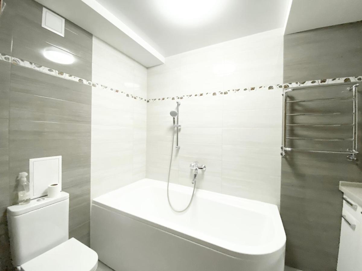 2-Bedroom Apartment Most City Area, Ekaterynoslav Square Dnipro Exterior photo