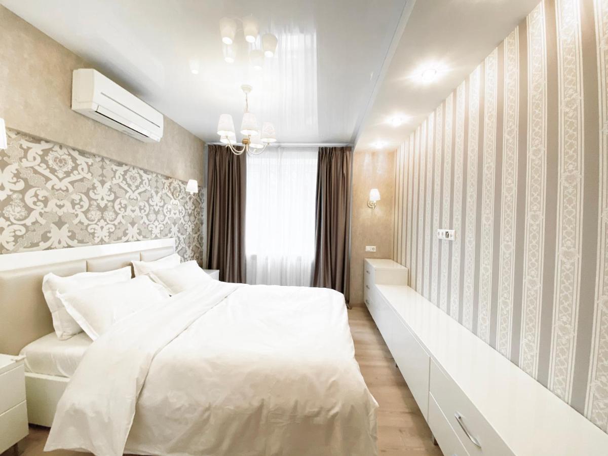 2-Bedroom Apartment Most City Area, Ekaterynoslav Square Dnipro Exterior photo