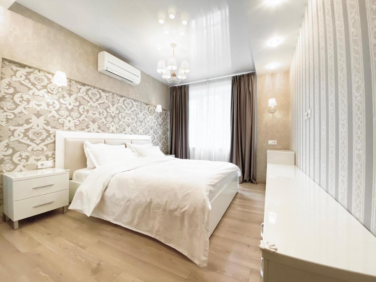 2-Bedroom Apartment Most City Area, Ekaterynoslav Square Dnipro Exterior photo